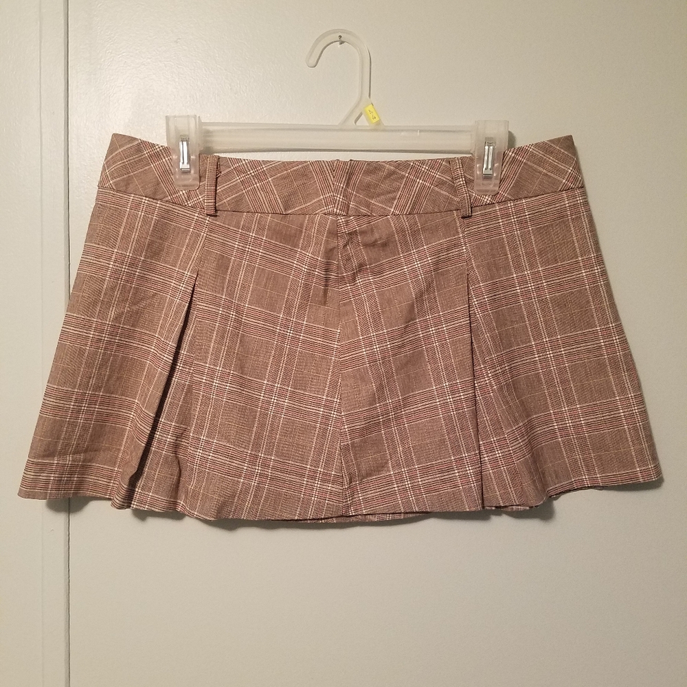 B. Trii Vintage Skirt